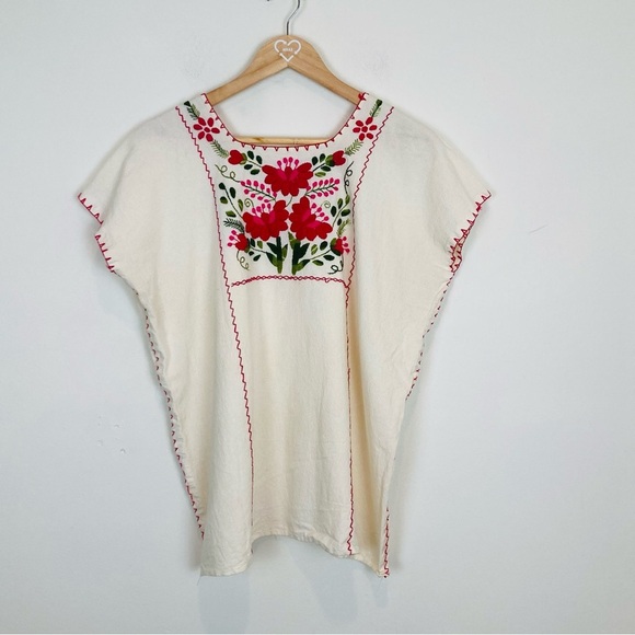 Red white and green floral embroidered Mexican Huipil style top. Estimated Med - Picture 1 of 4